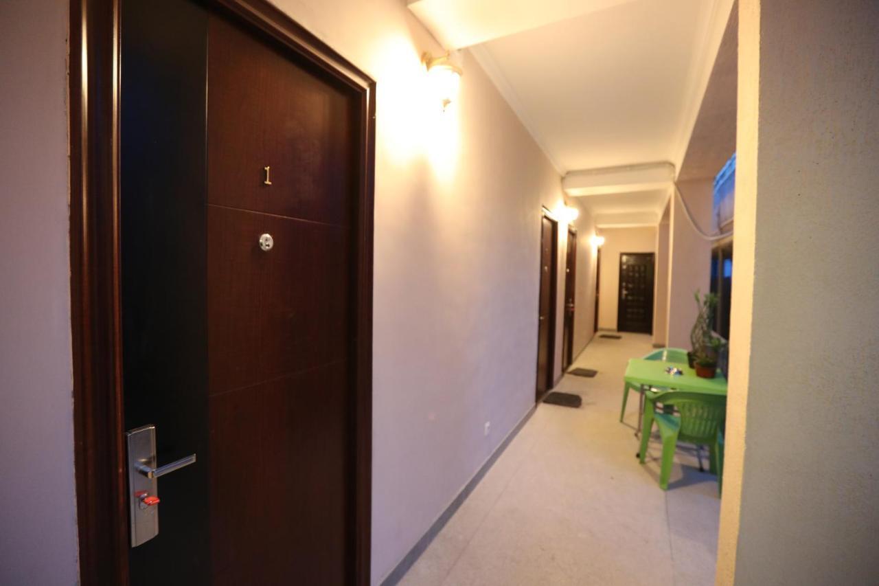 Hotel Caucase Tbilisi Exterior photo